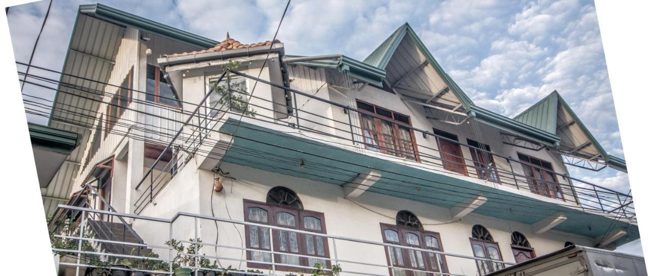 DREAM Hill HOMESTAY NUWARA ELIYA Exteriör bild